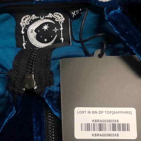 Lost in Sin Top [SAPPHIRE] - Picture 4 of 5